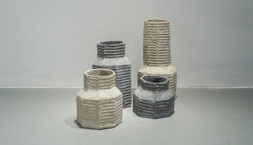 zdjęcie wazonów ceramicznych