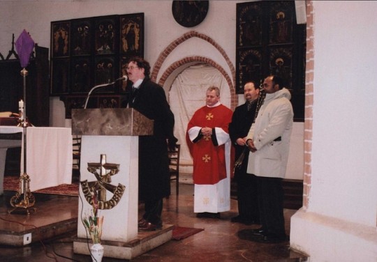 Zdjęcia z przeniesienia krzyża, Niedziela Palmowa, 20.03.2005r