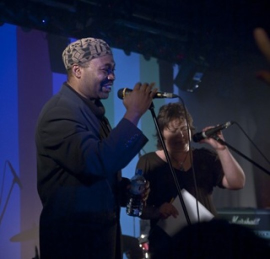 Lawrence Okey Ugwu i Katarzyna Moritz (www.trojmiasto.pl), Klub Sfinks 27 grudnia 2009 r.