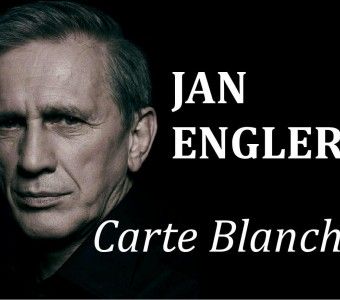 Fotografia twarzy mężczyzny, napis Jan Englert Carte Blanche