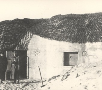 Polski schron bojowy pod Jastarnią w październiku 1939 r. (Fot. autor nieznany, APG)