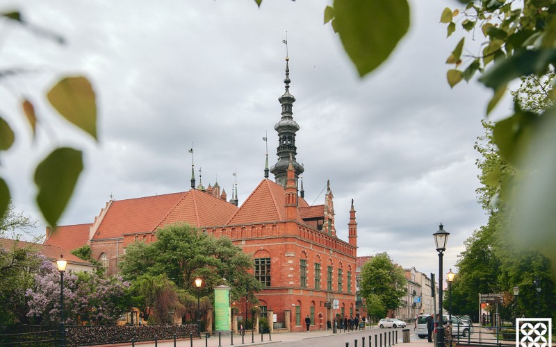 zdjęcie ratusza staromiejskiego 